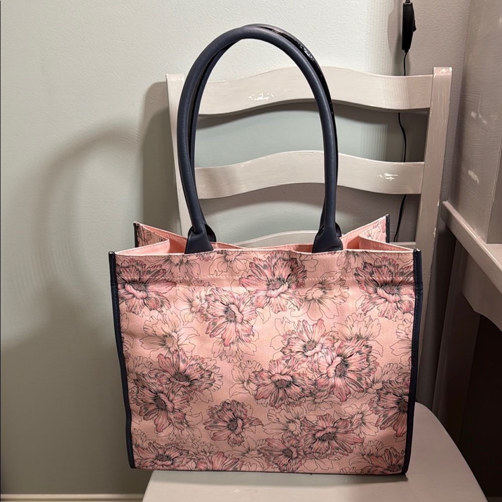Victoria's Secret Pink Floral Tote with Dark Gray/Grey and Black Trim - Picture 4 of 10